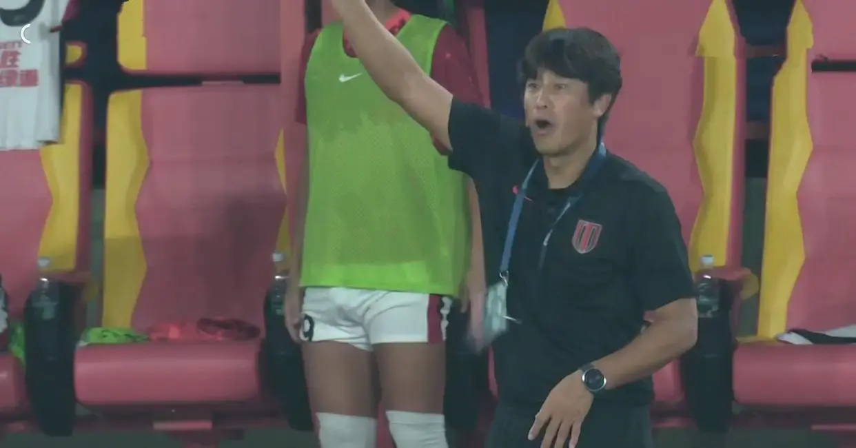 完美体育热点聚焦:徐正源屡次让步,若成都失去周定洋与外援恐将被河南天津“双杀”