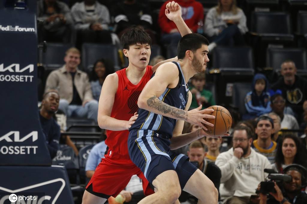 完美体育独家专栏:首发!杨瀚森4+5+转身暴扣 遇犯规陷阱末节爆发 完美体育独家专栏:首发!杨瀚森4+5+转身暴扣 遇犯规陷阱末节爆发