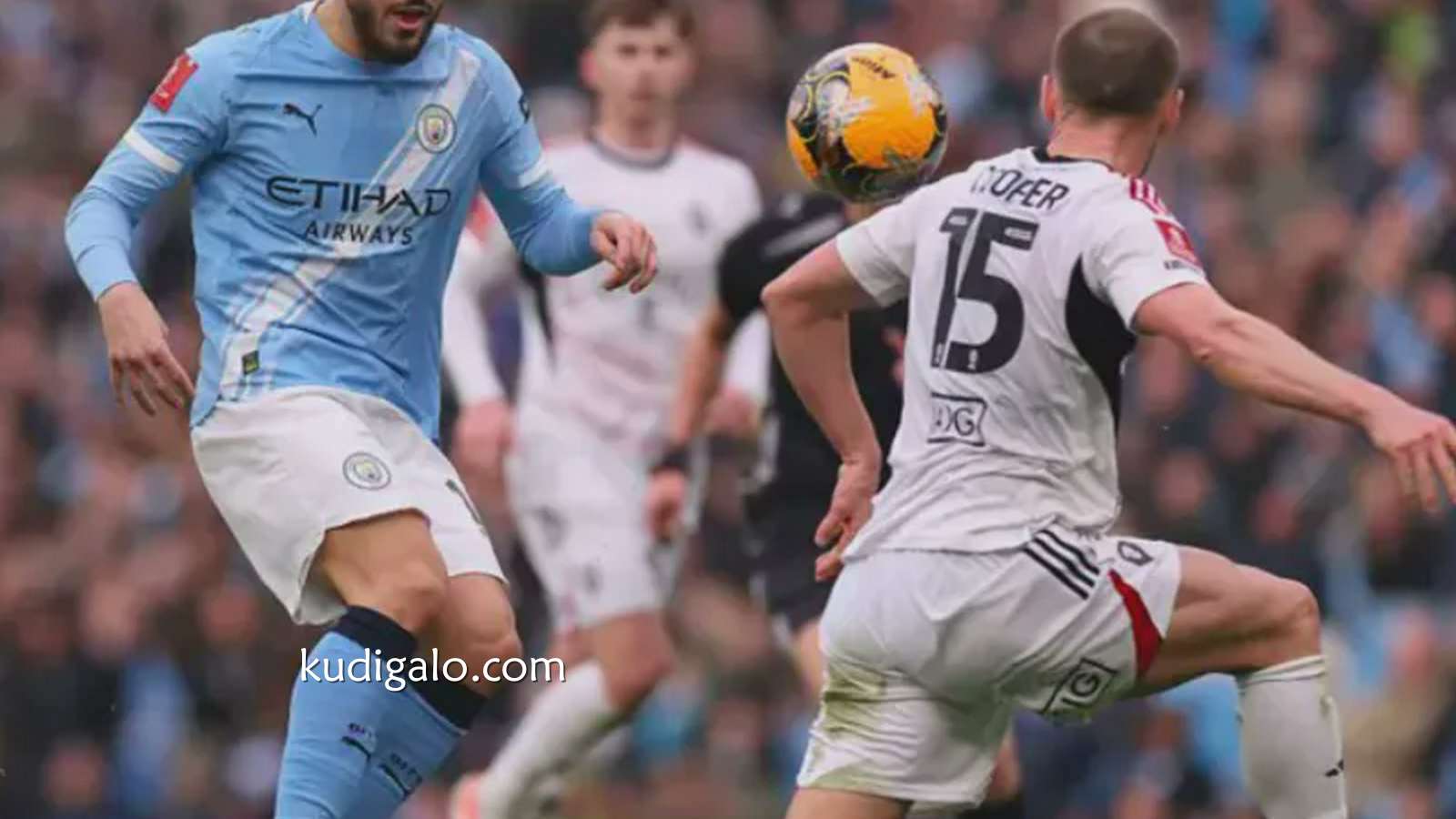 完美体育深度解析 - 4连胜!足总杯|曼城2-0索尔福德晋级第5轮 努里造乌龙格伊蓝月生涯首球